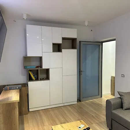 Center Price Apartment Fier